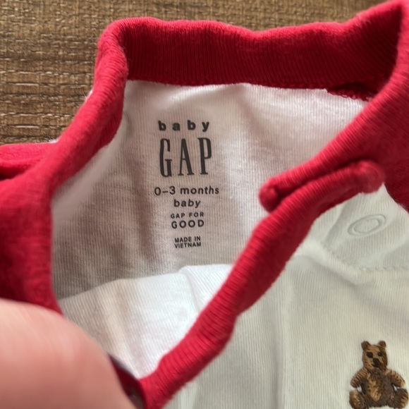 Gap baseball tee style bodysuit 0-3 - Picture 3 of 3